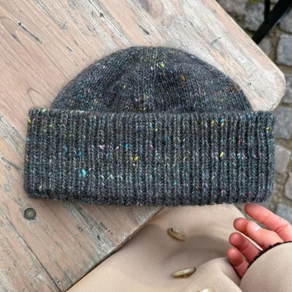 Hovedbilde Mønster Terrazzo lue Petiteknit